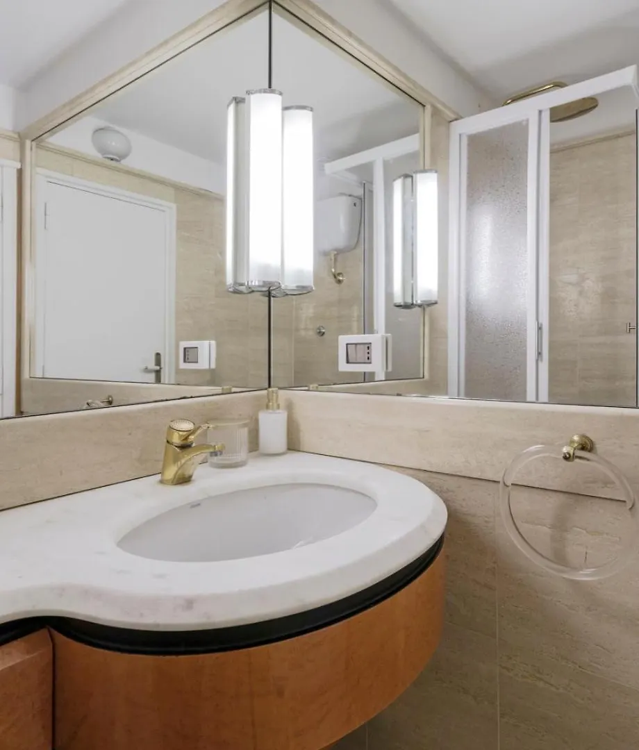 Star Beauty House Apartment Rome 0*,  Italy